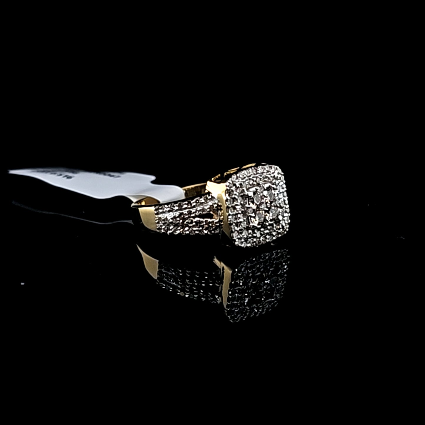 Ladies Diamond Ring