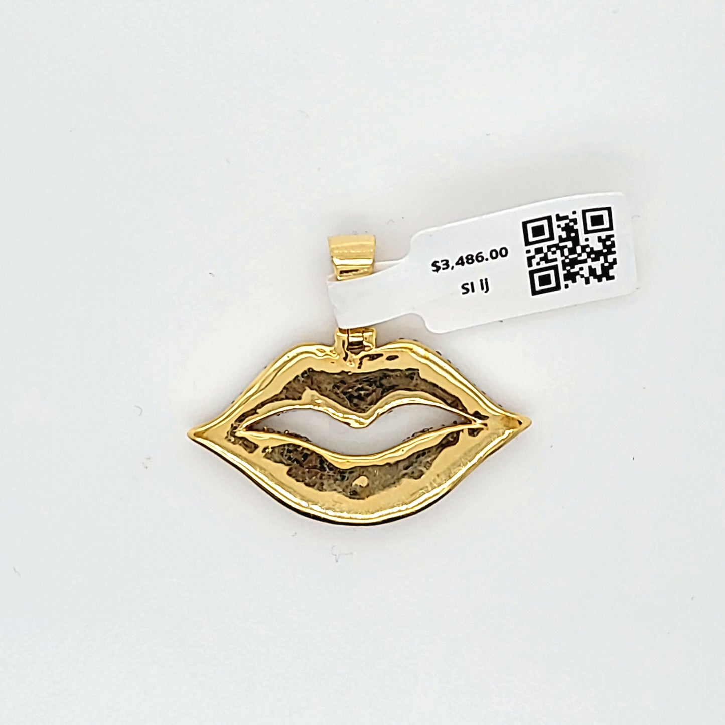 Lips Kiss Diamond Pendant