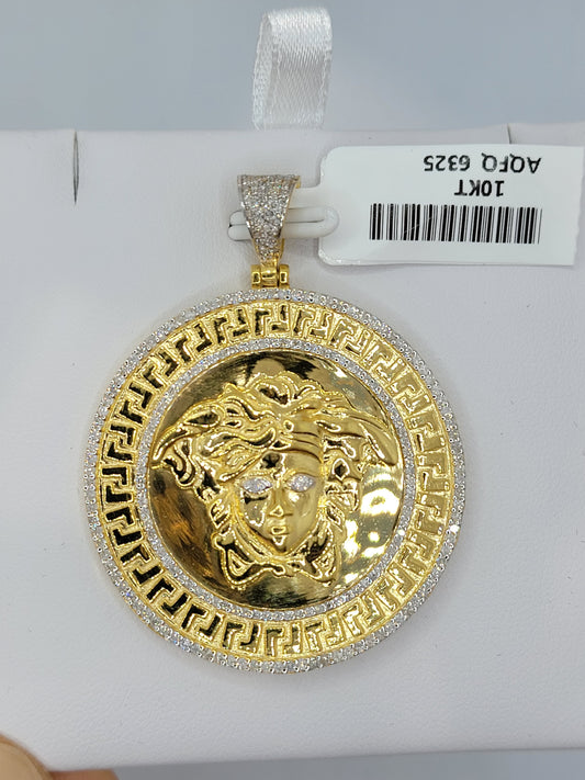 Medusa Diamond Pendant